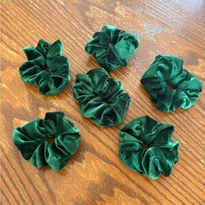 Green Velvet Scrunchies Set